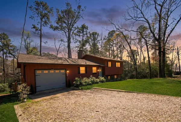 $499,900 | 59 Paradise Loop, Point Blank, TX 77364