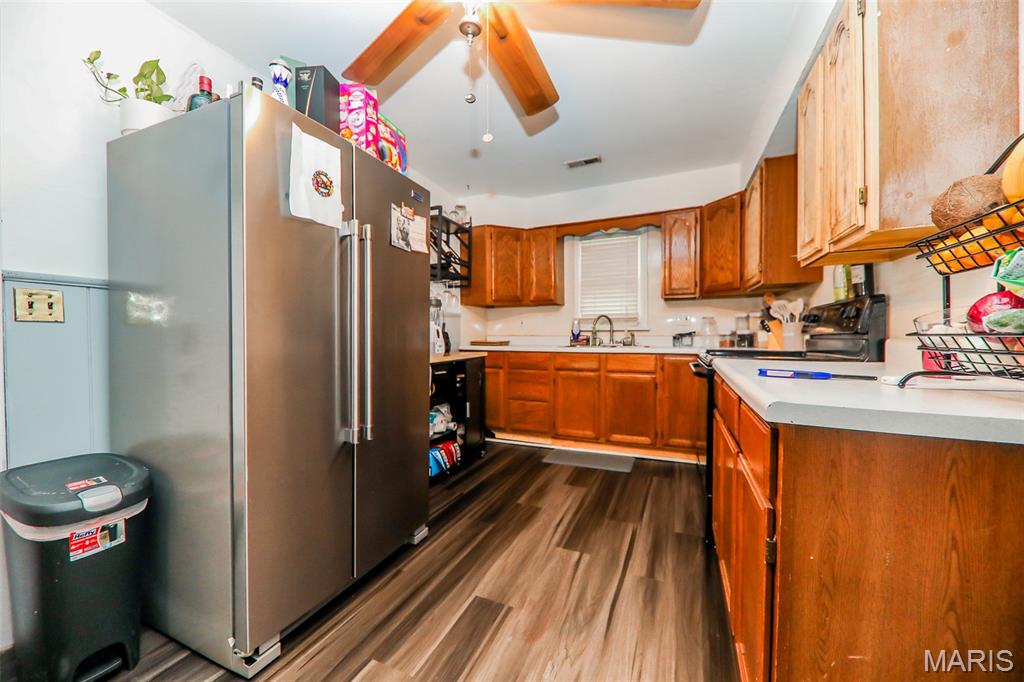 2918 R Victory Drive Granite City, IL 62040 - Photo 2 of 17