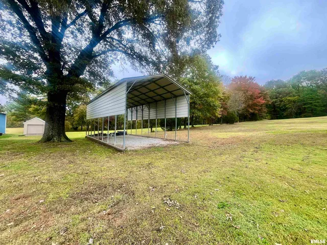 $329,900 | 3220 Massac Creek Road, Metropolis, IL 62960