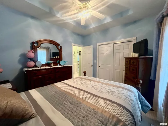 $329,900 | 3220 Massac Creek Road, Metropolis, IL 62960