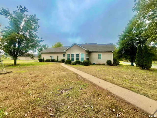 $329,900 | 3220 Massac Creek Road, Metropolis, IL 62960