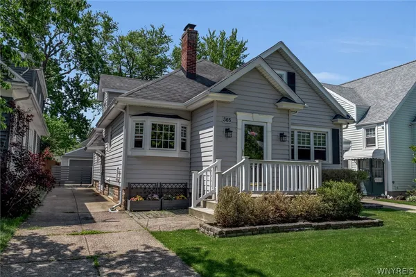$299,999 | 365 McKinley Avenue, Tonawanda, NY 14217