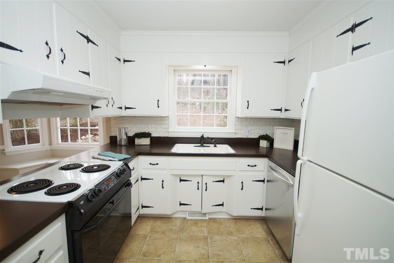 6705 Johnsdale Road Raleigh, NC 27615 - Photo 13 of 29