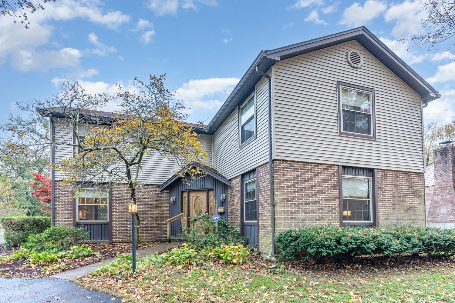 146 Overcliff Road Cincinnati, OH 45233 - Photo 3 of 25 Gallery Image 3