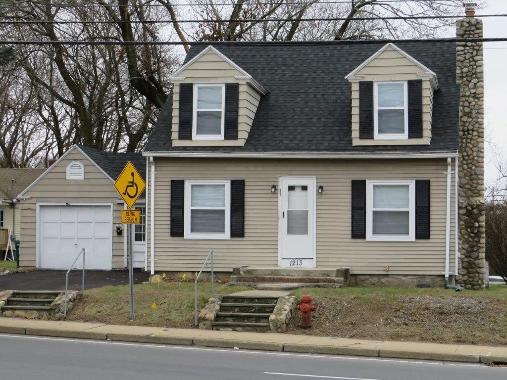 1213 Cumberland Hill Road Woonsocket, RI 02895 - Photo 3 of 31