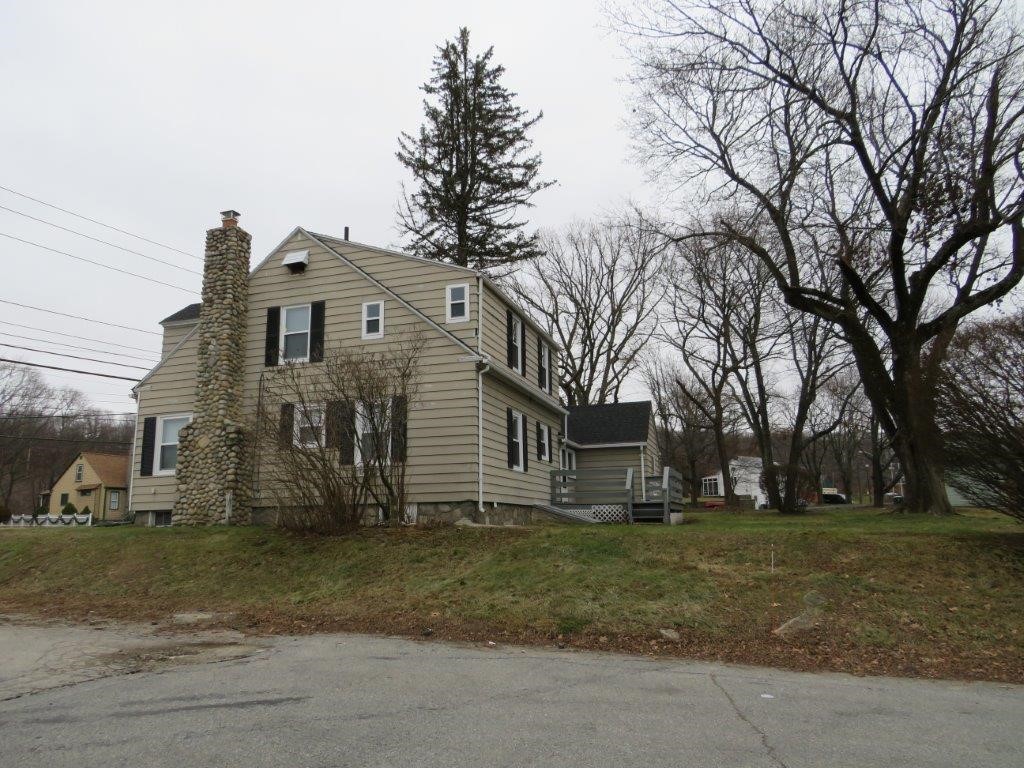 1213 Cumberland Hill Road Woonsocket, RI 02895 - Photo 6 of 31