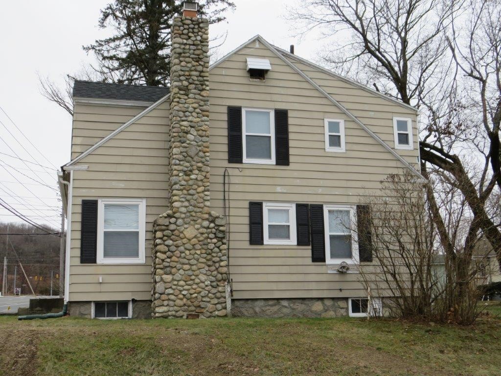1213 Cumberland Hill Road Woonsocket, RI 02895 - Photo 7 of 31