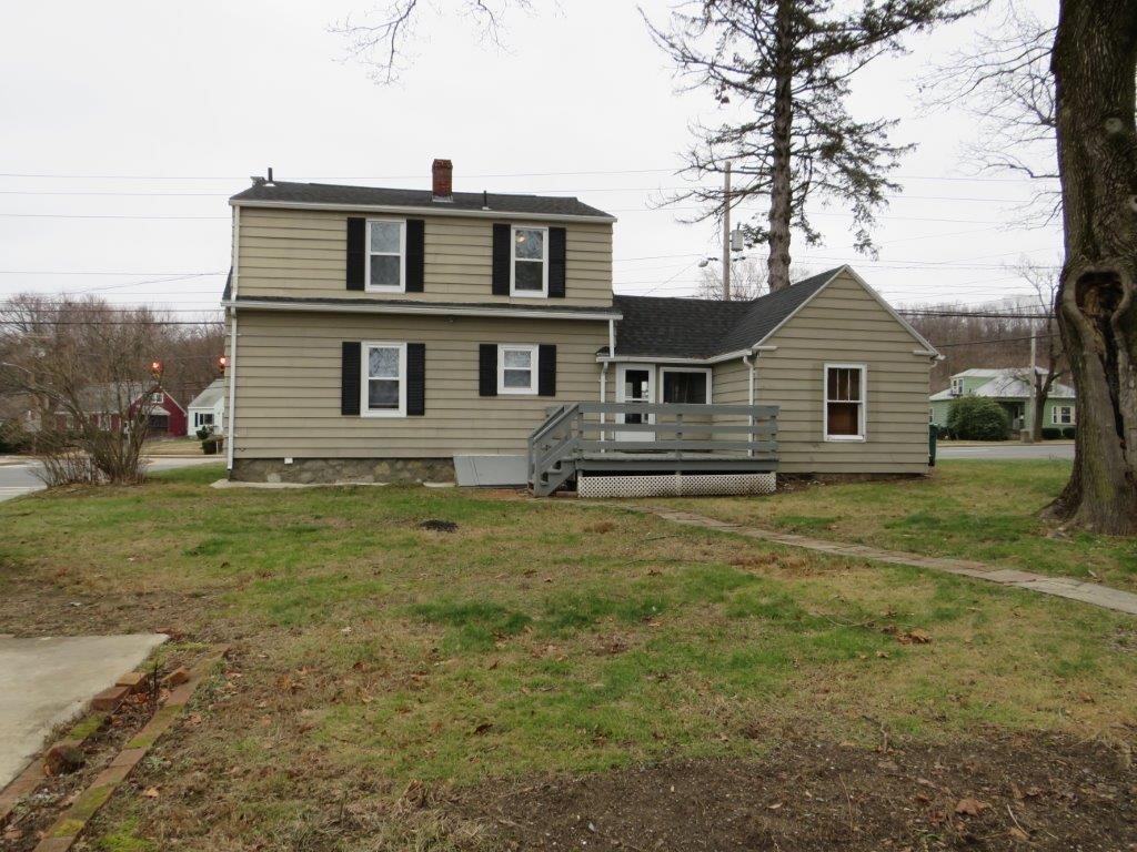 1213 Cumberland Hill Road Woonsocket, RI 02895 - Photo 8 of 31