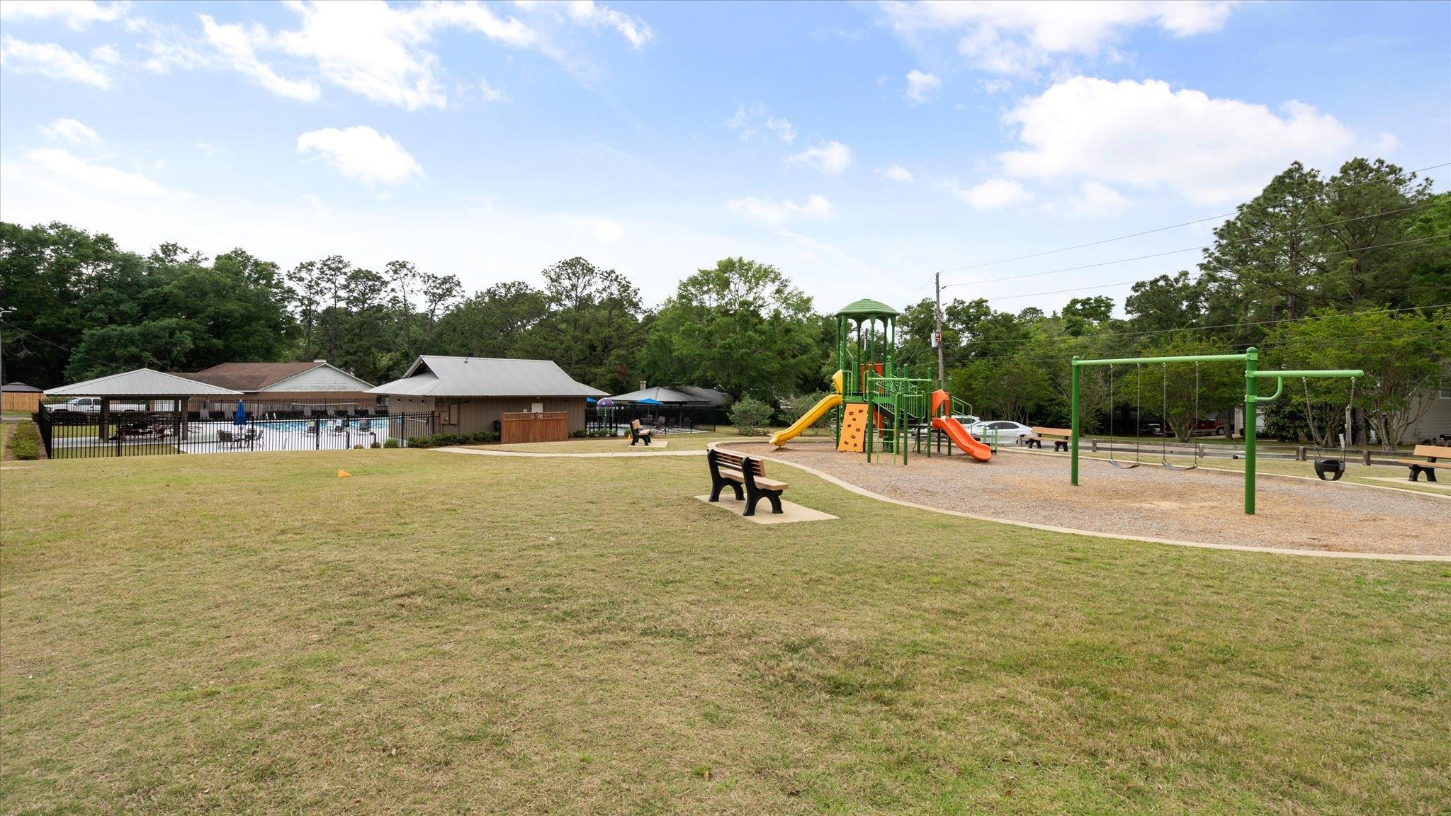 103 Plaza Circle Daphne, AL 36526 - Photo 30 of 34