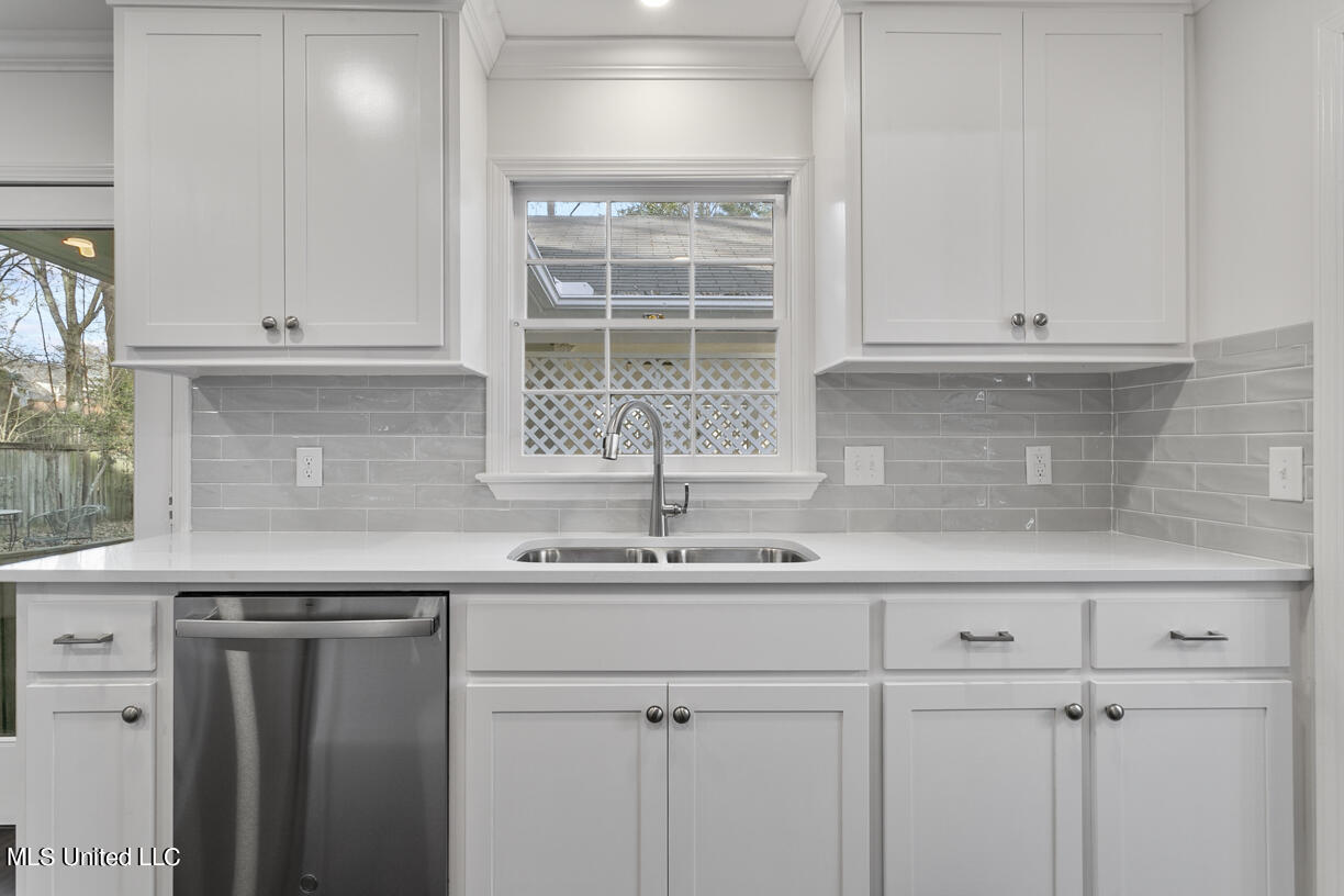 4348 Brook Drive Jackson, MS 39206 - Photo 13 of 33 4348 Brook final-14