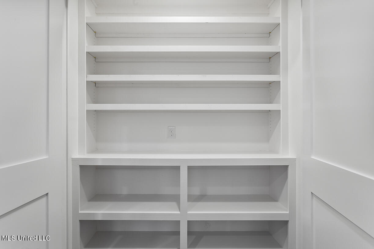 4348 Brook Drive Jackson, MS 39206 - Photo 17 of 33 4348 Brook final-18