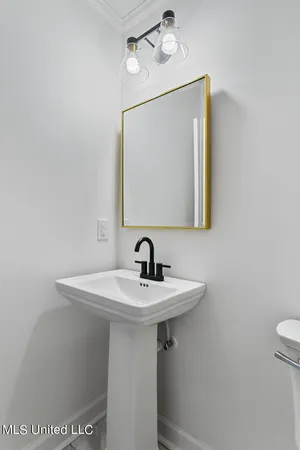 $299,900 | 4348 Brook Drive, Jackson, MS 39206