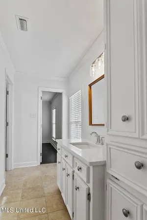$299,900 | 4348 Brook Drive, Jackson, MS 39206