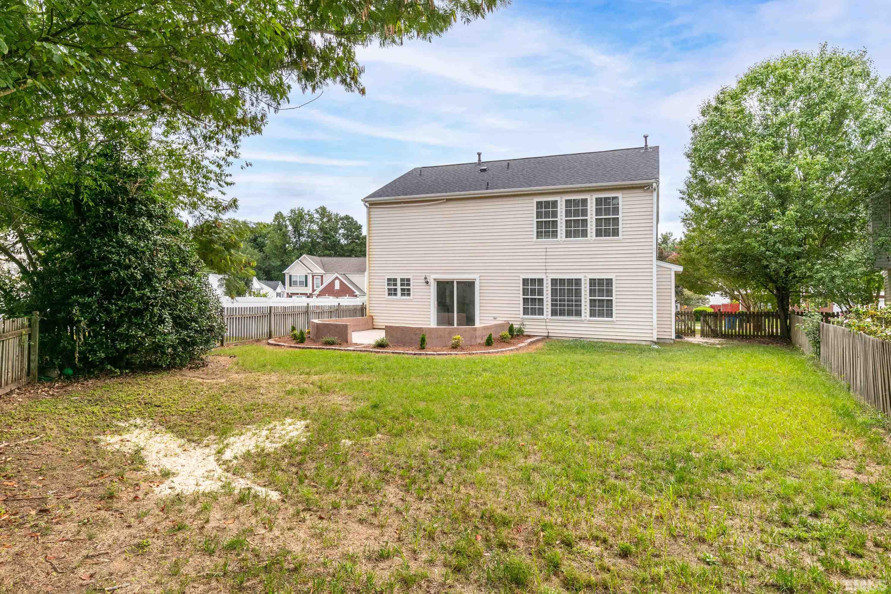 5621 Orchard Gate Way Raleigh, NC 27616 - Photo 20 of 23