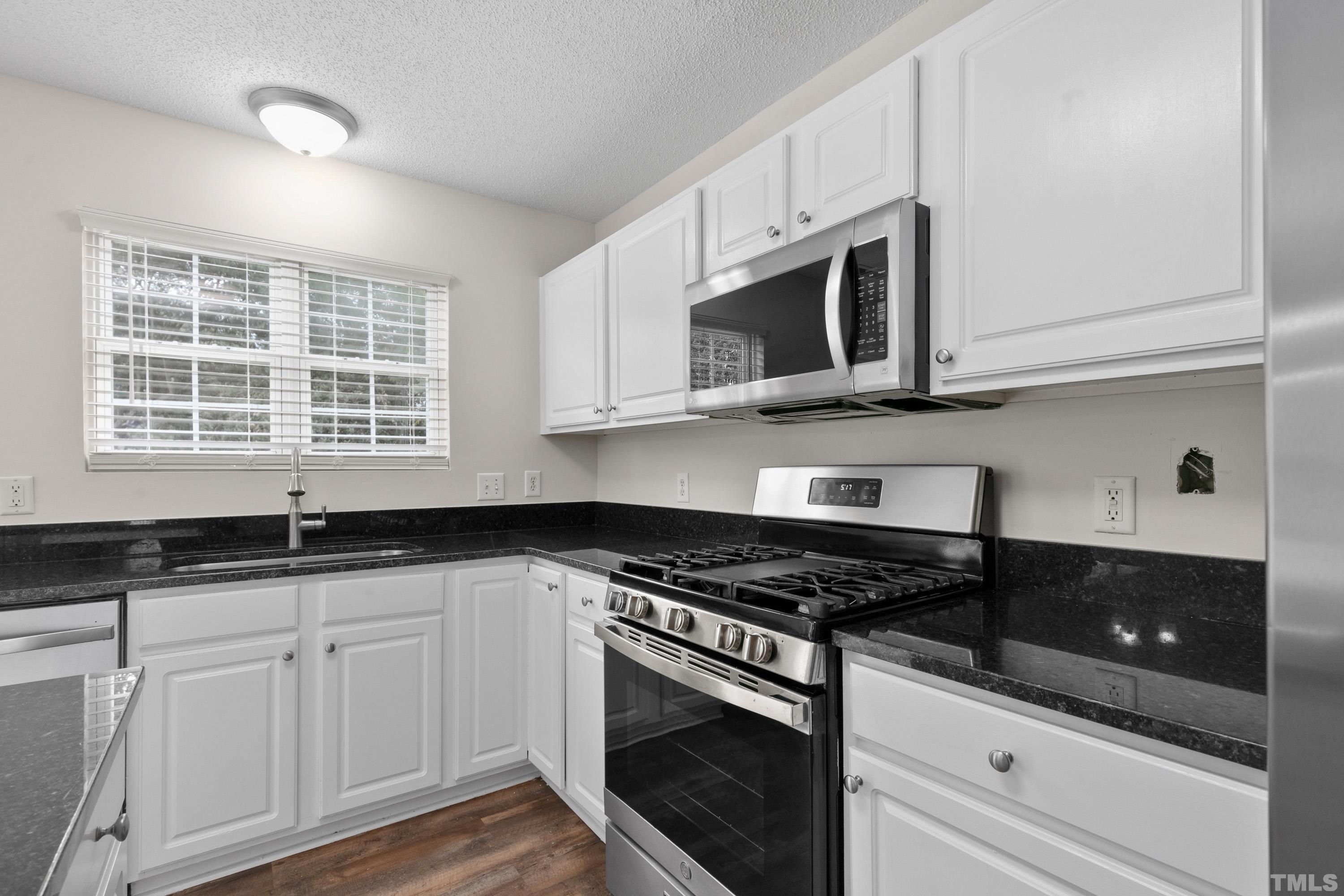 5621 Orchard Gate Way Raleigh, NC 27616 - Photo 8 of 23