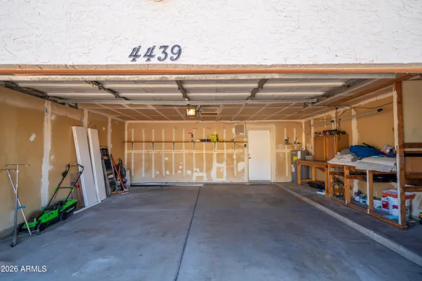 $2,000 | 4439 West Wescott Drive, Glendale, AZ 85308
