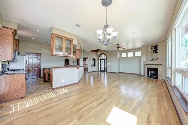 $2,800 | 3206 Constitution Drive, Lago Vista, TX 78645