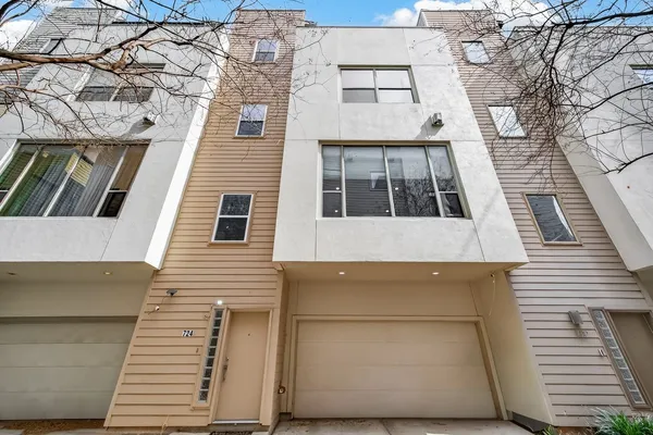 $3,200 | 724 Ruthven Street, Houston, TX 77019