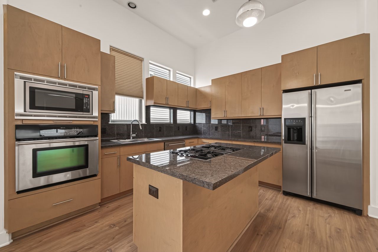 724 Ruthven Street Houston, TX 77019 - Photo 19 of 44