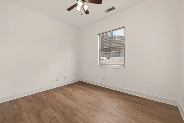 $3,200 | 724 Ruthven Street, Houston, TX 77019