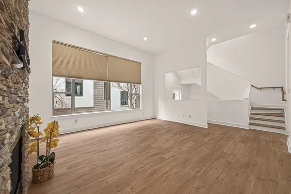 $3,200 | 724 Ruthven Street, Houston, TX 77019