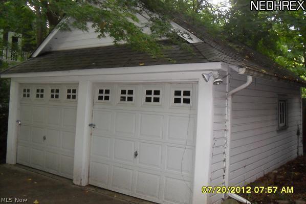 3962 Bluestone Road Cleveland Heights, OH 44121 - Photo 3 of 15