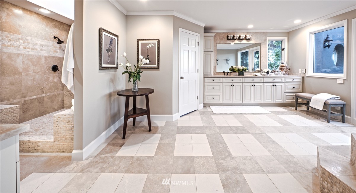 3319 Evergreen Point Road Medina, WA 98039 - Photo 16 of 25