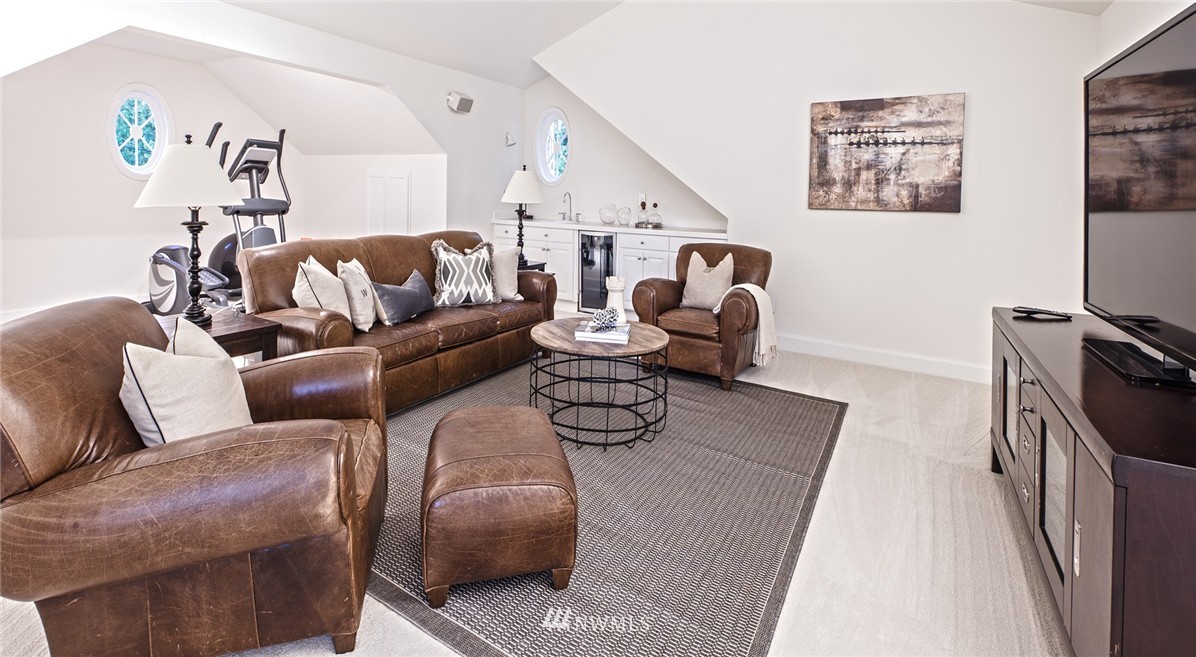 3319 Evergreen Point Road Medina, WA 98039 - Photo 21 of 25