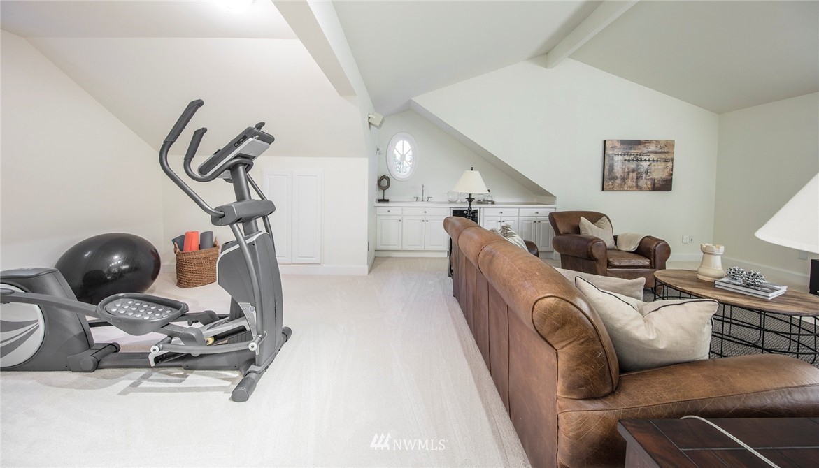 3319 Evergreen Point Road Medina, WA 98039 - Photo 22 of 25