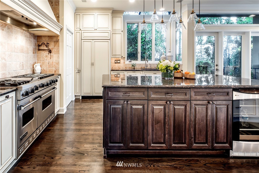 3319 Evergreen Point Road Medina, WA 98039 - Photo 5 of 25