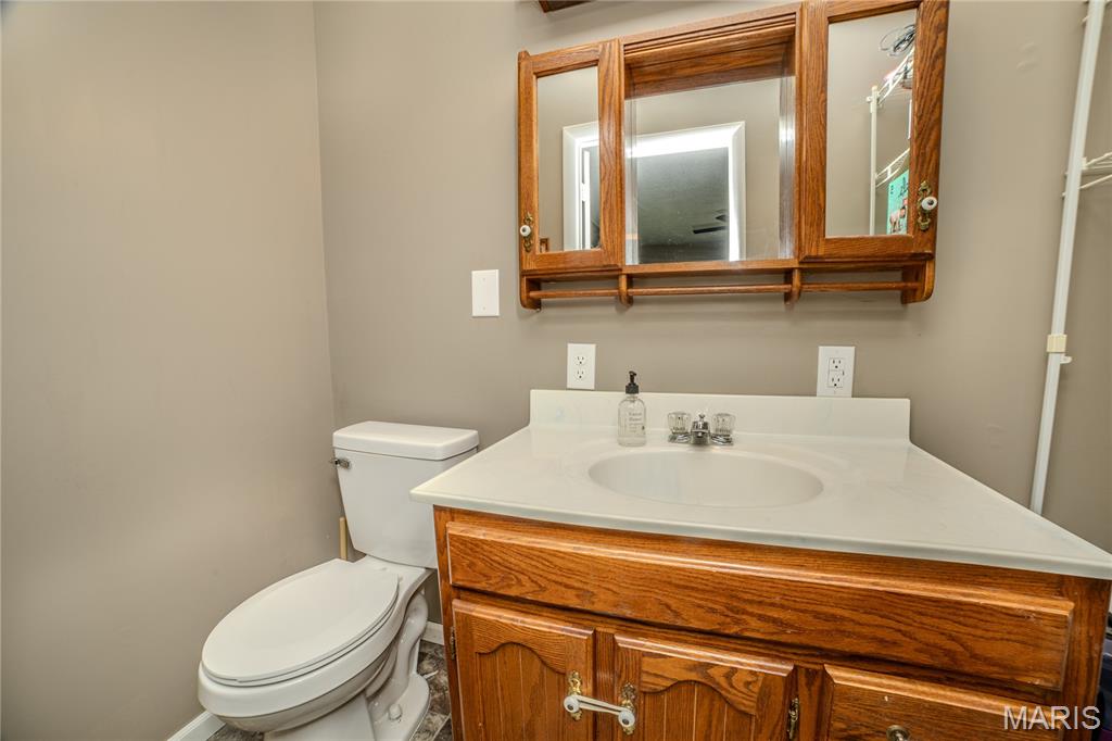 237 Farmers Lane Lebanon, MO 65536 - Photo 28 of 37
