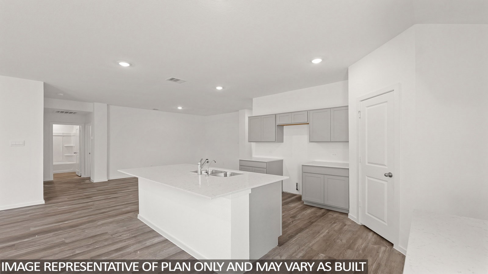 16819 Country Roots Avenue Conroe, TX 77302 - Photo 4 of 30