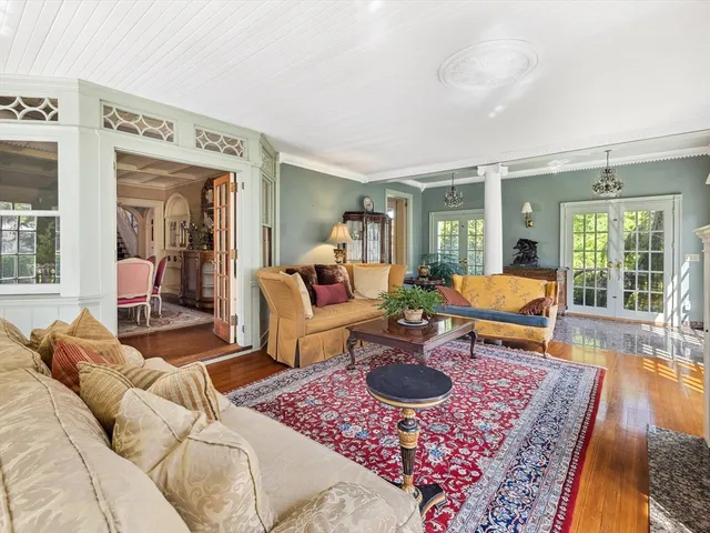 $1,195,000 | 31 Lenox Street, Worcester, MA 01602