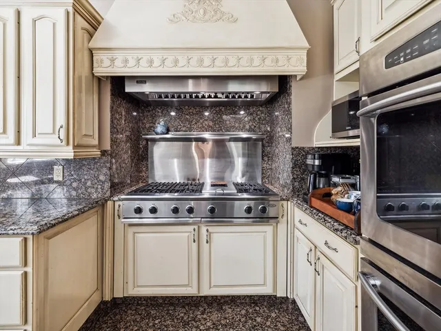 $1,195,000 | 31 Lenox Street, Worcester, MA 01602