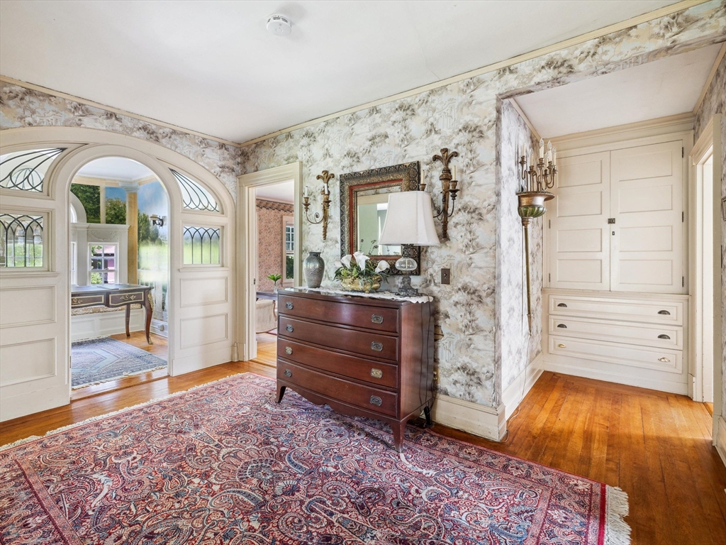 31 Lenox Street Worcester, MA 01602 - Photo 20 of 42