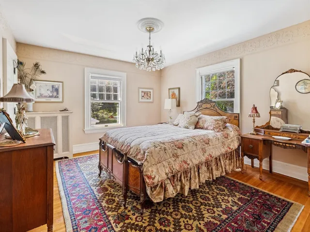 $1,195,000 | 31 Lenox Street, Worcester, MA 01602