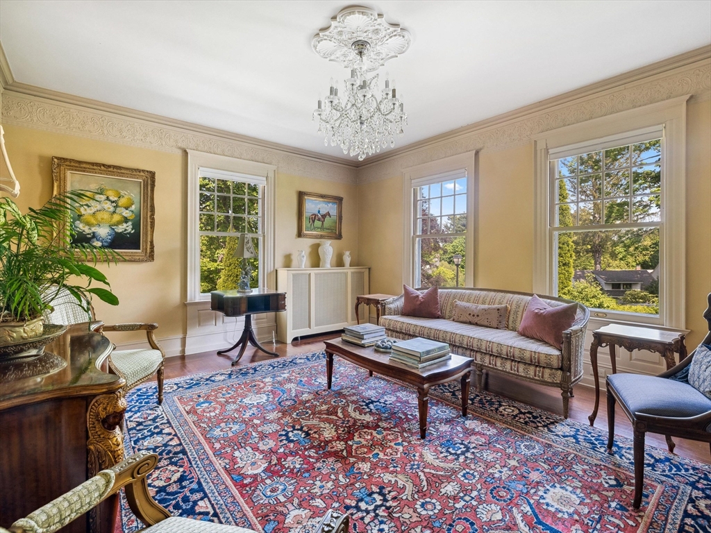 31 Lenox Street Worcester, MA 01602 - Photo 7 of 42