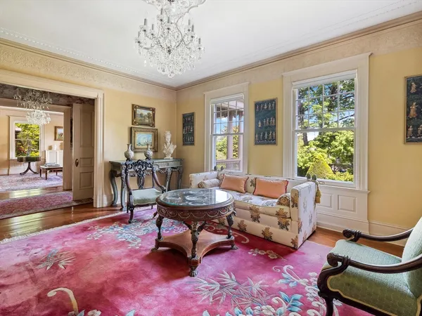 $1,145,000 | 31 Lenox Street, Worcester, MA 01602