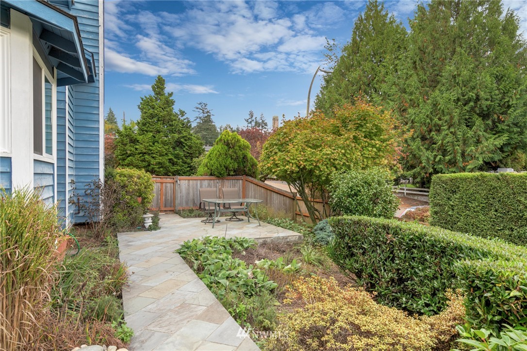 17807 85th Place Northeast Bothell, WA 98011 - Photo 22 of 27 Gallery Image 22