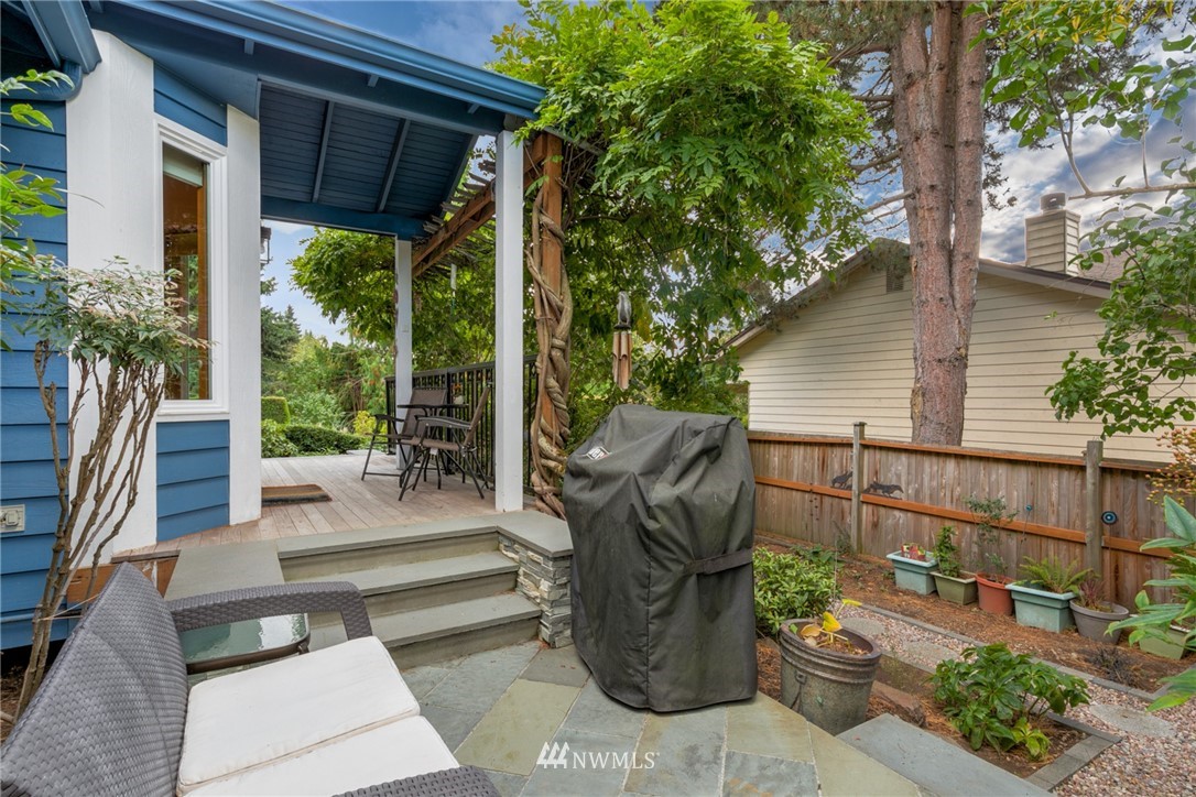 17807 85th Place Northeast Bothell, WA 98011 - Photo 24 of 27 Gallery Image 24