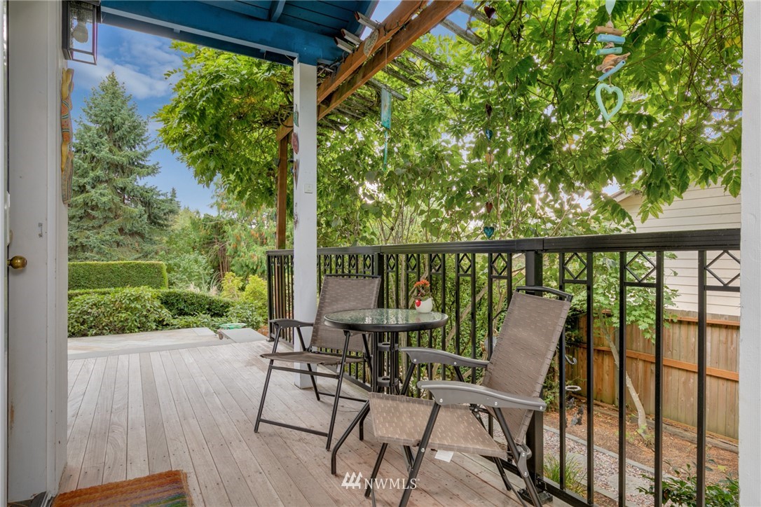 17807 85th Place Northeast Bothell, WA 98011 - Photo 25 of 27 Gallery Image 25