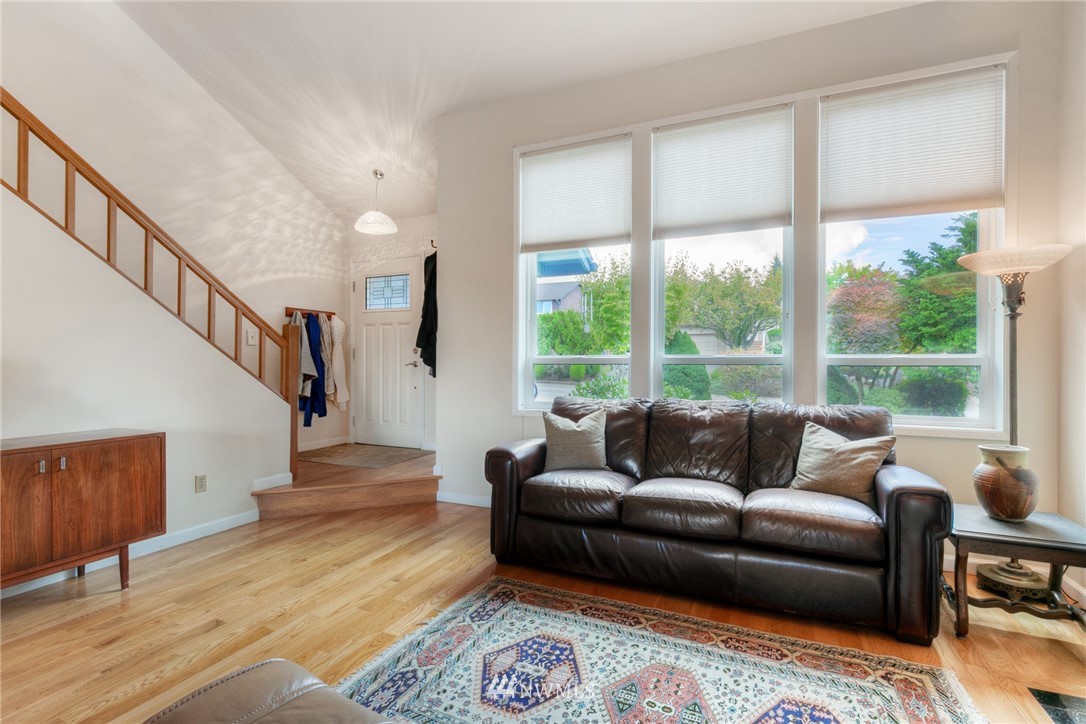 17807 85th Place Northeast Bothell, WA 98011 - Photo 4 of 27 Gallery Image 4