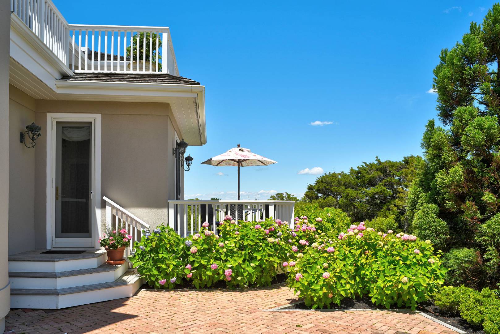 86 Dune Road Bridgehampton, NY 11932 - Photo 24 of 30