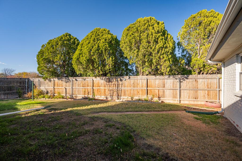 6000 Hatfield Circle Amarillo, TX 79109 - Photo 30 of 31 backyard 2 (6)