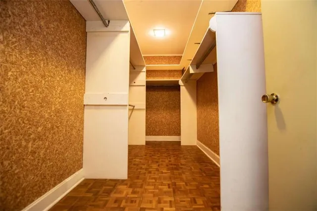 a view of walk in closet