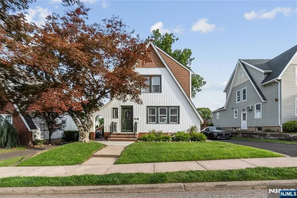 $699,000 | 56 Summer Street, Hawthorne, NJ 07506