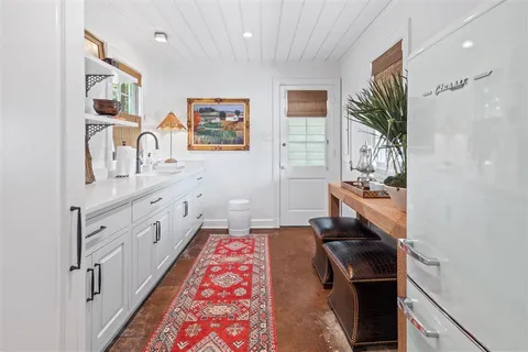 $1,199,000 | 243 Shell Beach Drive, Lake Charles, LA 70601