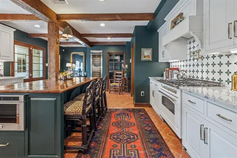 $1,199,000 | 243 Shell Beach Drive, Lake Charles, LA 70601