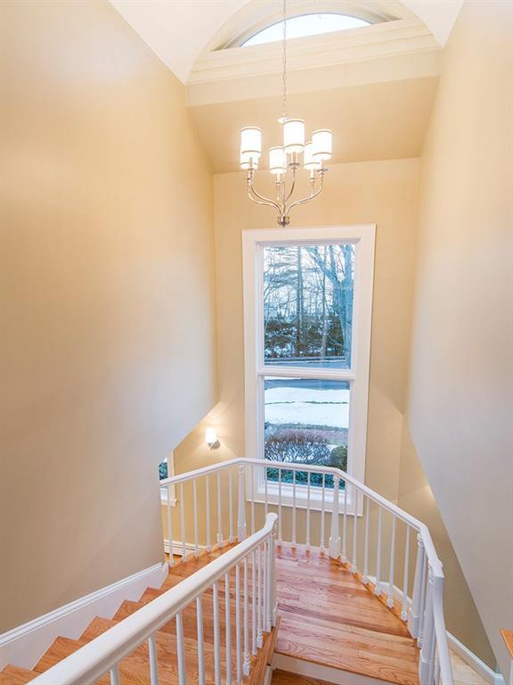 292 Foreside Road Cumberland Foreside, ME 04110 - Photo 18 of 33 Stairway