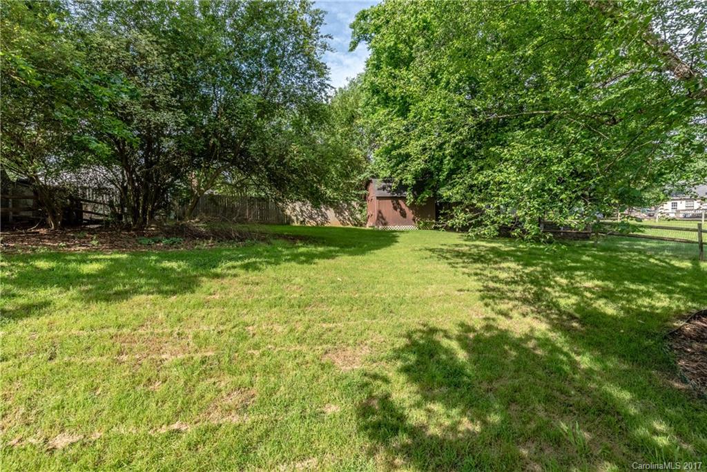 12109 Painted Tree Road Charlotte, NC 28226 - Photo 4 of 16 Gallery Image 4